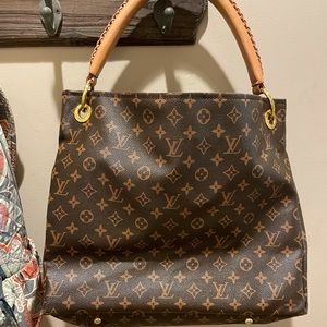Faux LV large handbag with braided strap